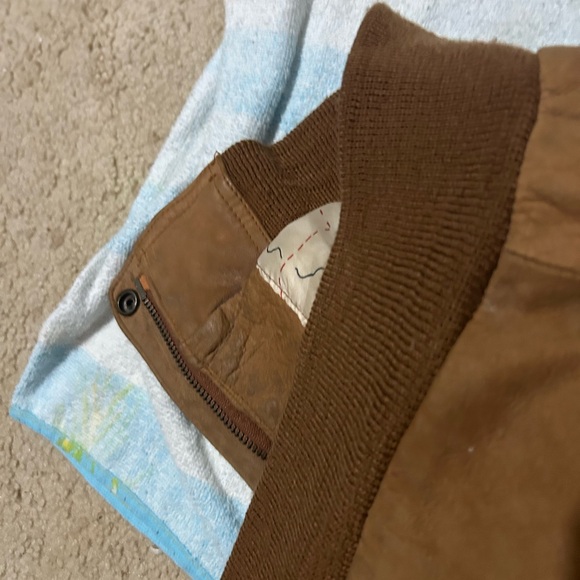 Jacket - Picture 9 of 10